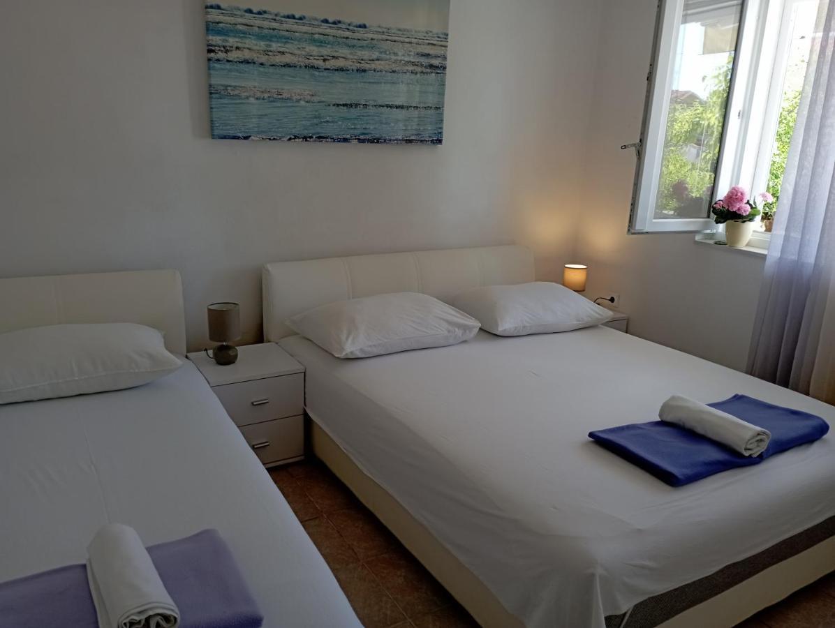 Apartmani Trubi 2 Vodice Ngoại thất bức ảnh