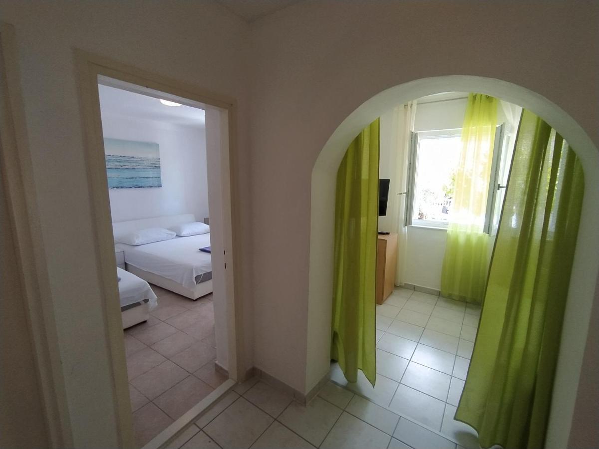 Apartmani Trubi 2 Vodice Ngoại thất bức ảnh