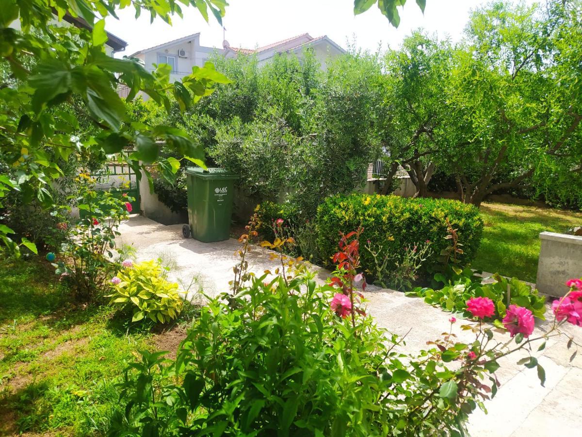 Apartmani Trubi 2 Vodice Ngoại thất bức ảnh